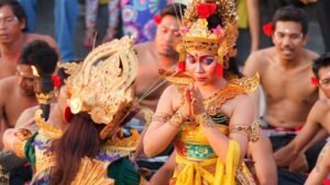 kecak1-1600x900
