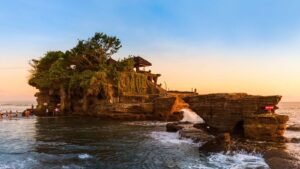 tanah-lot-temple2-1600x900