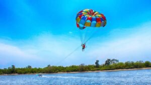 water-sport-parasailing-1-1600X900
