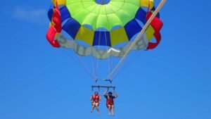 water-sport-parasailing-4-1600X900